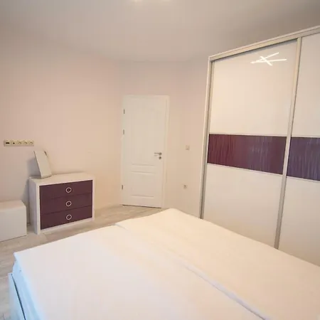 La Mer Luxury Apartment *